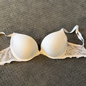 Victoria's Secret White Lace Bra